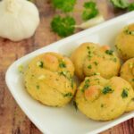 vegan garlic knots